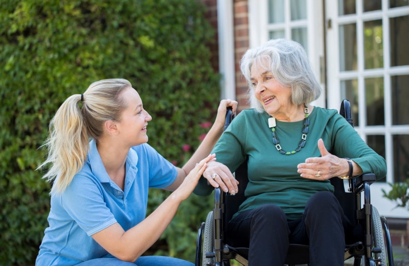 Evde Bakım Sürecinde Hayatı Kolaylaştıran Temel Ekipmanlar